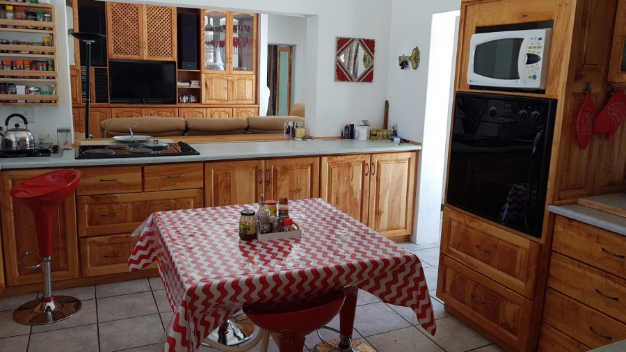 4 Bedroom Property for Sale in La Provance Free State